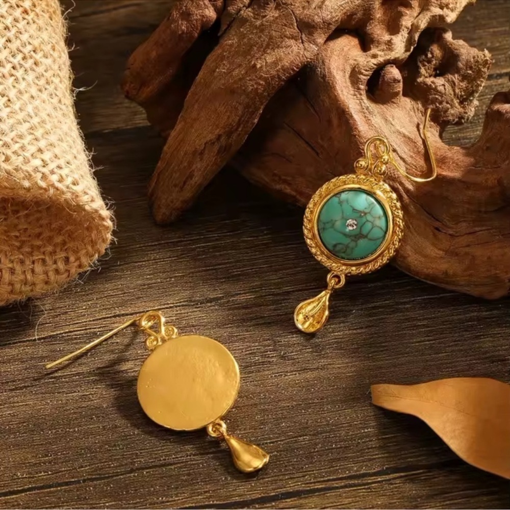 Victorian Gold Turquoise Vintage Earrings - Picture 3 of 6